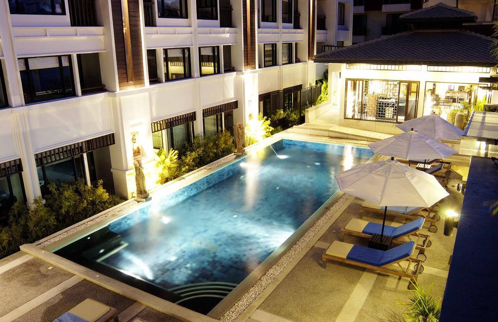 Avantika Boutique Hotel Patong Bagian luar foto