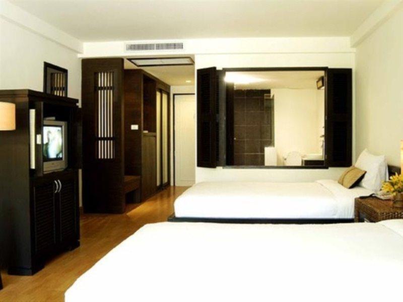 Avantika Boutique Hotel Patong Bagian luar foto