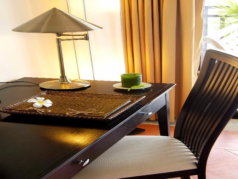 Avantika Boutique Hotel Patong Bagian luar foto