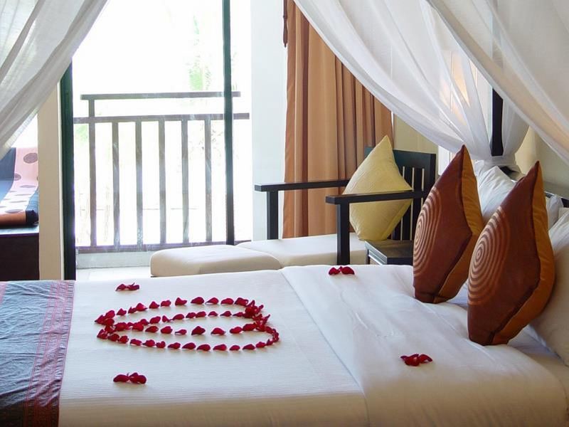 Avantika Boutique Hotel Patong Bagian luar foto