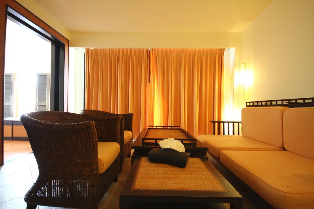 Avantika Boutique Hotel Patong Bagian luar foto